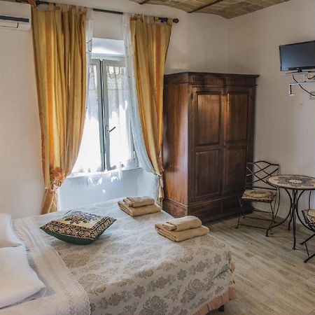 All'Ombra Del Cupolone Rome Room photo