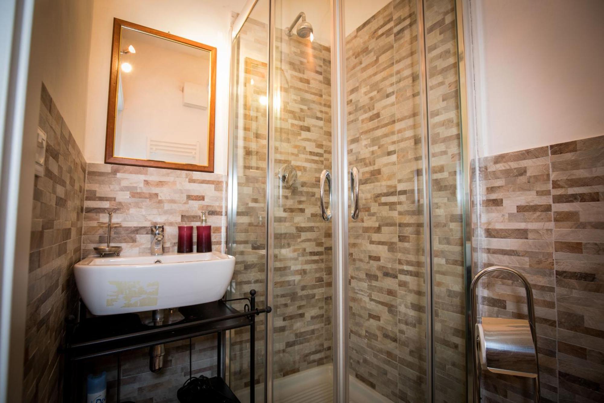 All'Ombra Del Cupolone Rome Room photo